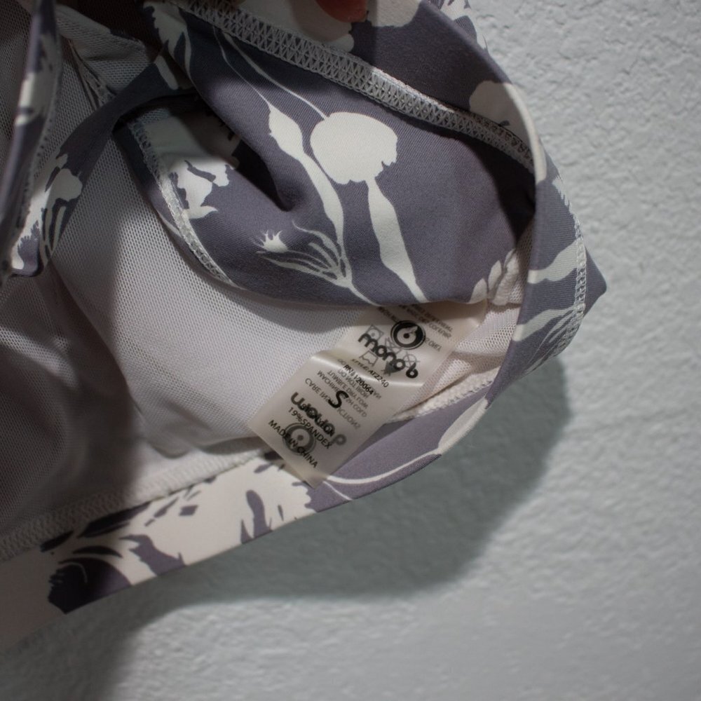 Mono B Sports Bra - Picture 4 of 4